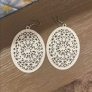 White Filigree Oval Earrings